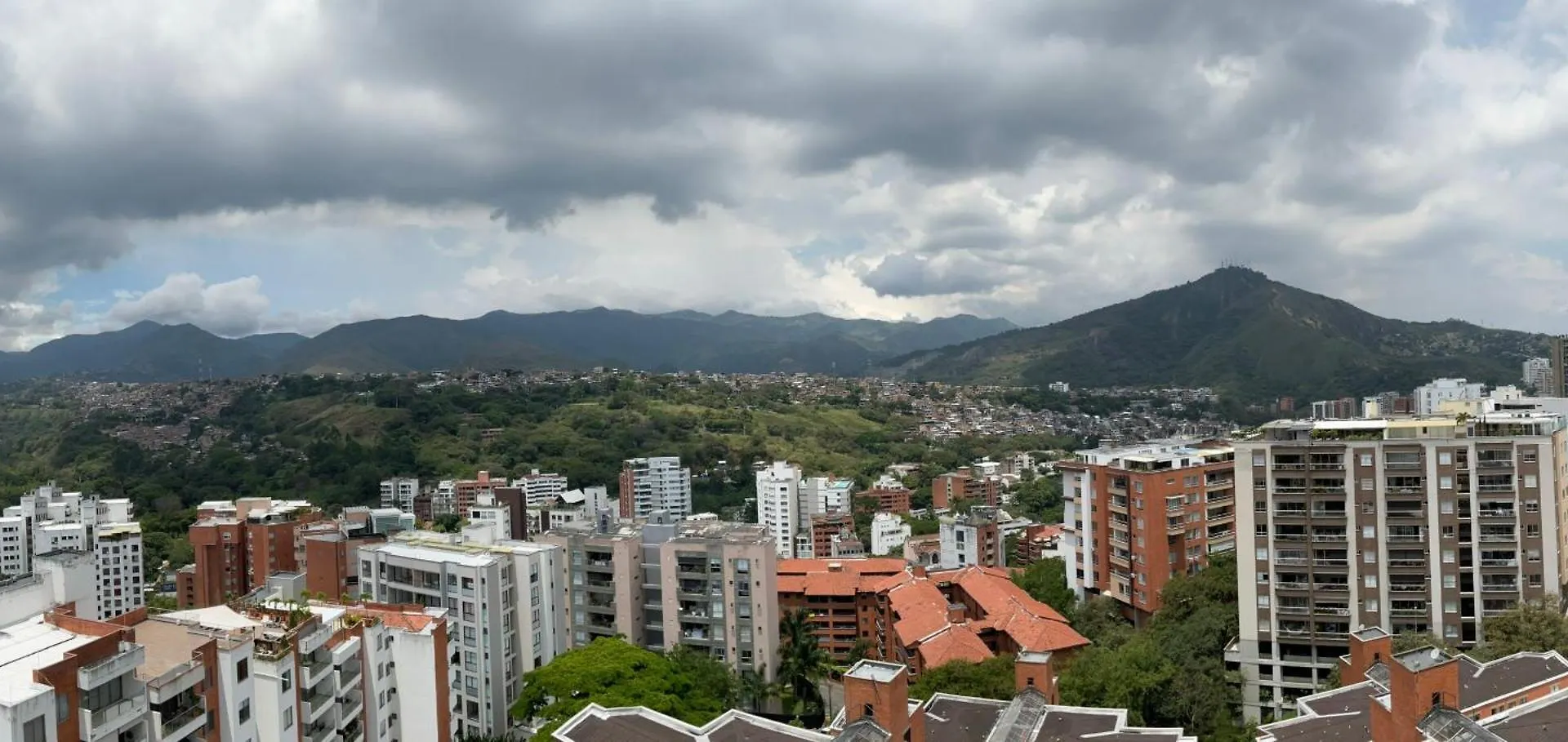 Altos De Santa Teresita Lejlighed Cali
